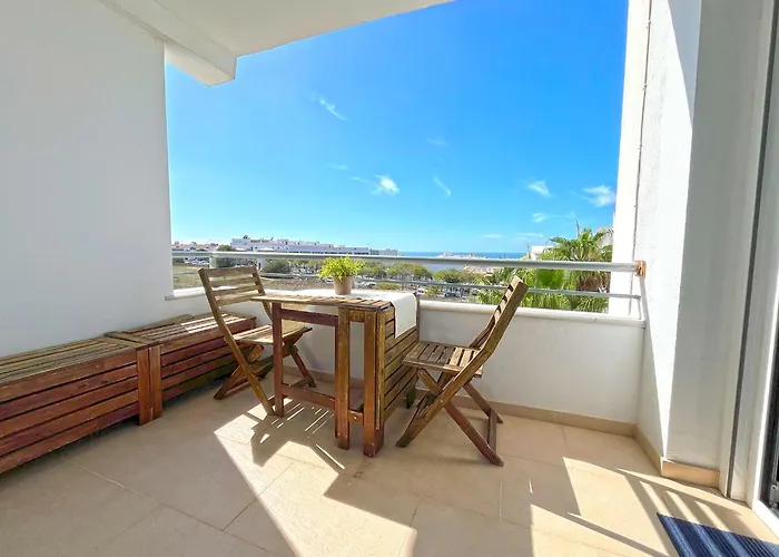 Sol Y Mar Apartamento Amplio Con Dos Dormitorios Y Balcon